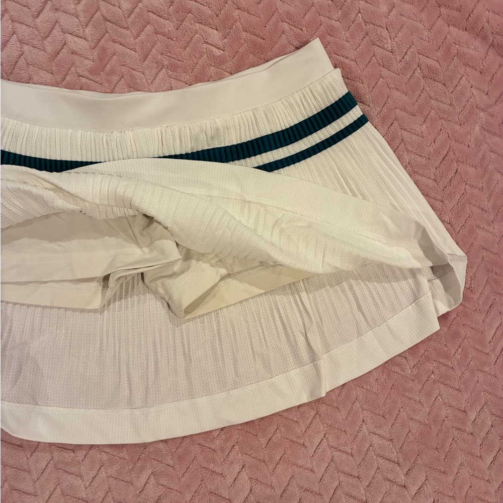 adidas White Skirt with Turquoise Stripe - Picture 2 of 4